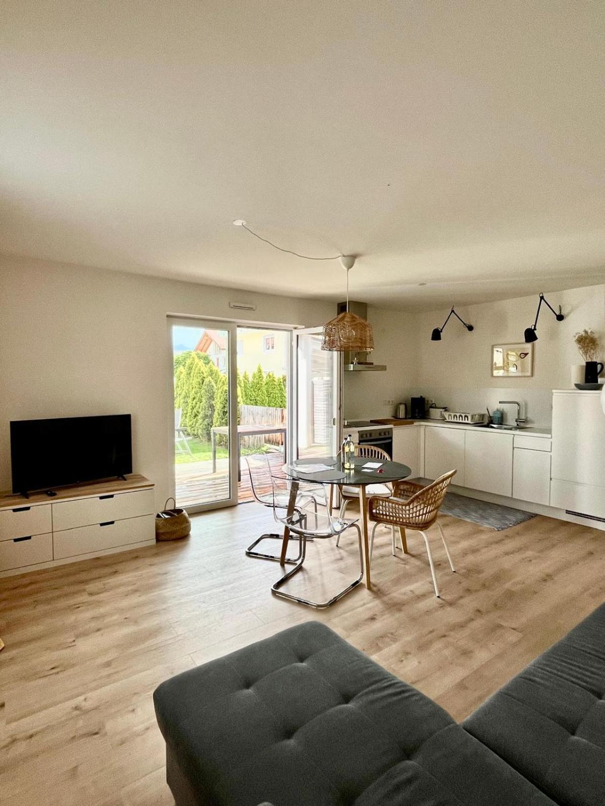 Ferienwohnung Am Bayrischen Meer Übersee Exteriér fotografie